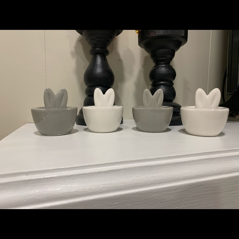4 Ceramic bunny egg holders